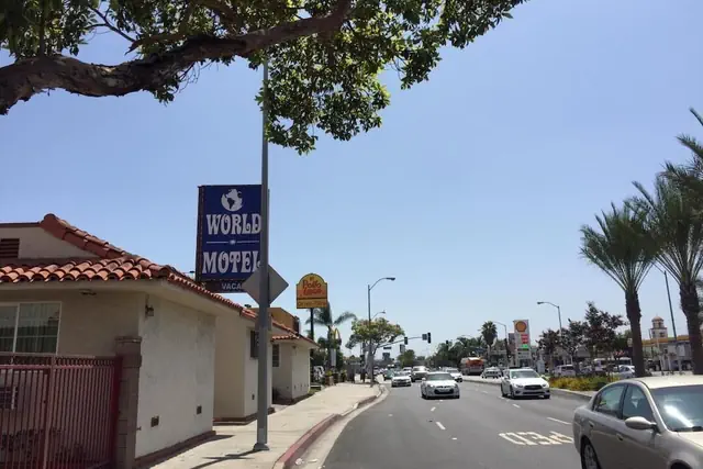 Photo 1 - World Motel