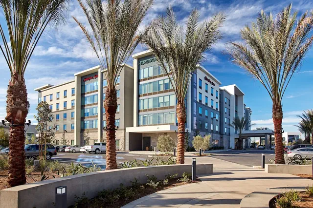 Photo 1 - Hampton Inn Long Beach Airport