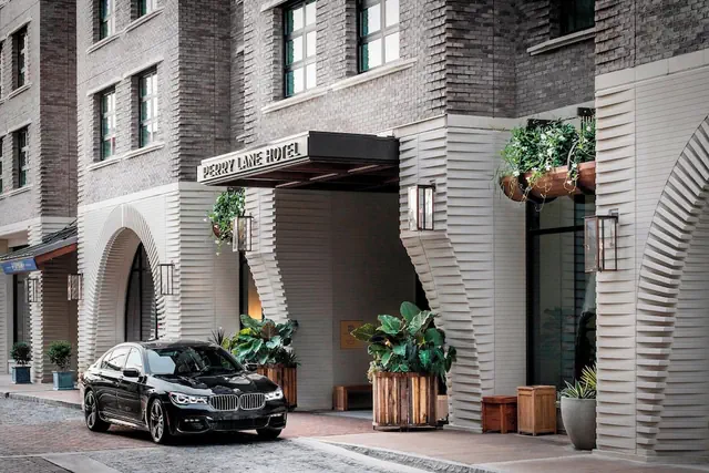Photo 1 - Perry Lane Hotel, A Luxury Collection Hotel, Savannah