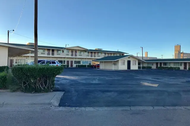 Photo 1 - Scottish Inns & Suites