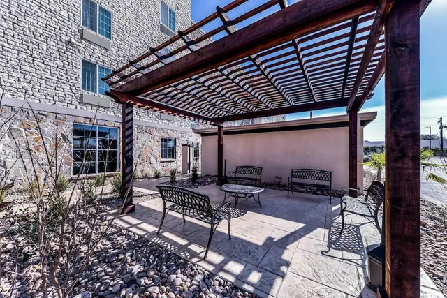 Photo 1 - Comfort Suites Grand Prairie - Arlington North