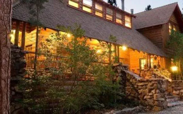 Photo 1 - Gold Mountain Manor Bed and Breakfast