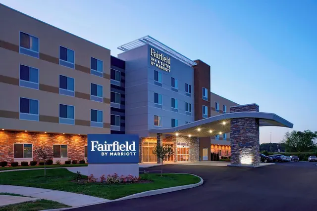 Photo 1 - Fairfield Inn & Suites by Marriott Columbus, IN
