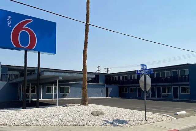 Photo 1 - Motel 6 Ridgecrest, CA - China Lake