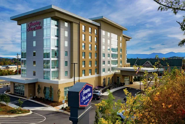 Photo 1 - Hampton Inn & Suites Asheville Biltmore Area
