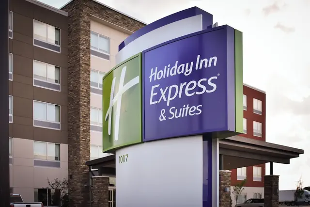 Photo 1 - Holiday Inn Express and Suites West Memphis by IHG