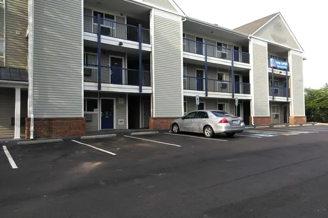 Photo 1 - Studio 6 Extended Stay - Greensboro, NC - I-40