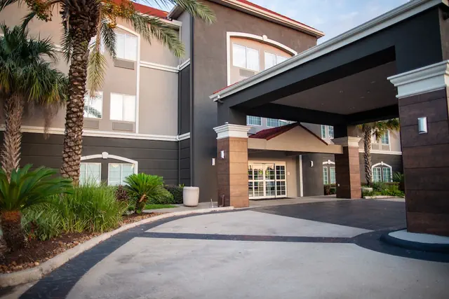 Photo 1 - La Quinta Inn & Suites by Wyndham Houston East at Normandy