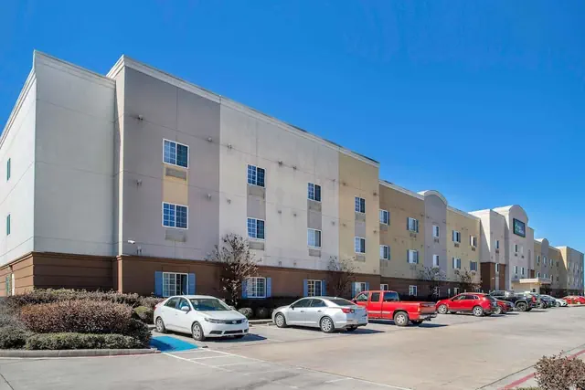 Photo 1 - Extended Stay America Suites Houston IAH Airport