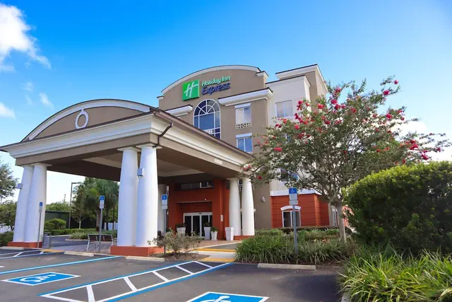 Photo 1 - Holiday Inn Express Crystal River by IHG