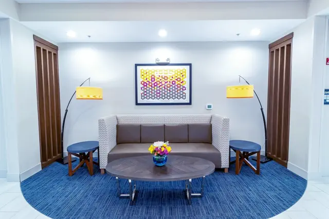 Photo 1 - Holiday Inn Express Hotel & Suites Crestview by IHG
