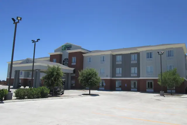 Photo 1 - Holiday Inn Express Hotel and Suites Fort Stockton by IHG