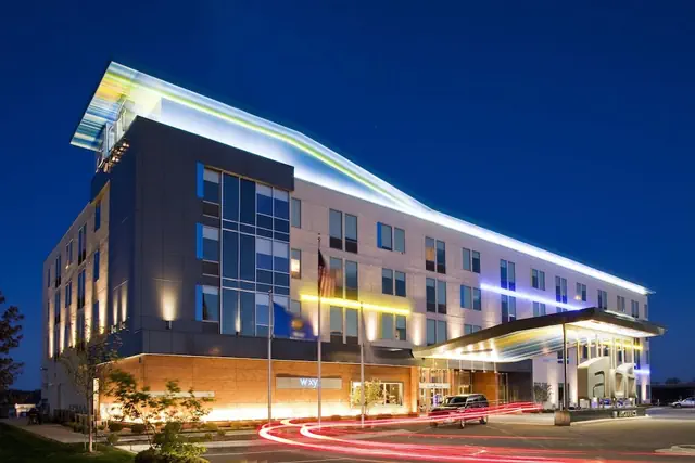 Photo 1 - Aloft by Marriott Green Bay