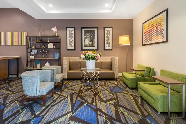 Photo 1 - Holiday Inn Express Hotel & Suites Houston-Alvin by IHG