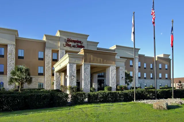 Photo 1 - Hampton Inn & Suites Buffalo