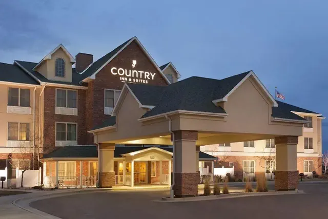 Photo 1 - Garner Hotel Gillette South by IHG