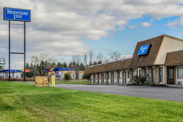 Photo 1 - Rodeway Inn Shippensburg I-81