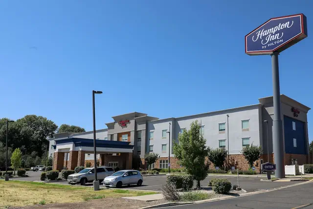 Photo 1 - Hampton Inn Ellensburg