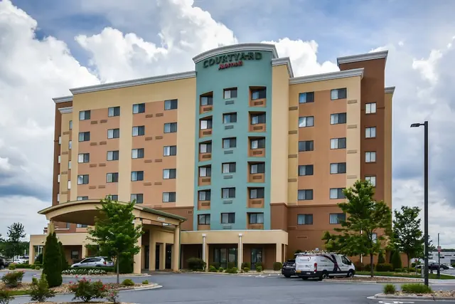 Photo 1 - Courtyard Marriott Concord