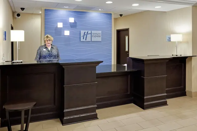 Photo 1 - Holiday Inn Express Hotel & Suites Lebanon by IHG