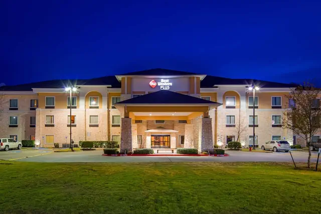 Photo 1 - Best Western Plus Christopher Inn & Suites