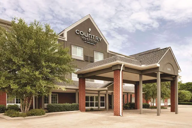 Photo 1 - Country Inn & Suites by Radisson, Goodlettsville, TN
