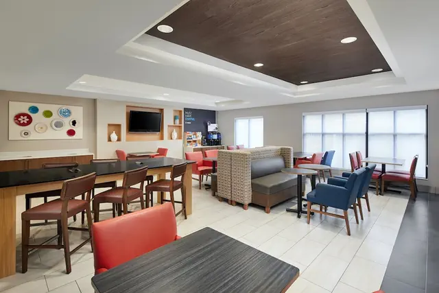 Photo 1 - Holiday Inn Express Pensacola West - Navy Base by IHG