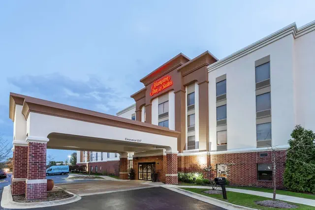 Photo 1 - Hampton Inn & Suites Chicago-Libertyville