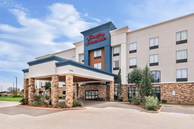 Photo 1 - Hampton Inn and Suites Fort Worth/Forest Hill