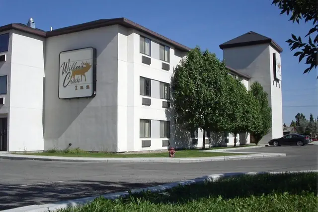 Photo 1 - Willow Creek Inn