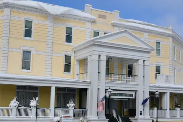Photo 1 - Hotel Perry