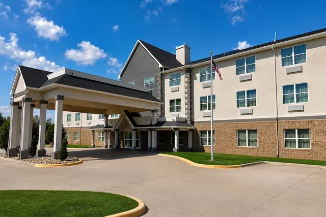 Photo 1 - Heritage Hotel