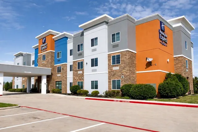 Photo 1 - Holiday Inn Express & Suites Bridgeport by IHG