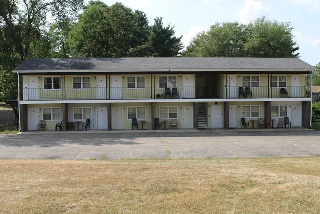 Photo 1 - Motel Reedsburg