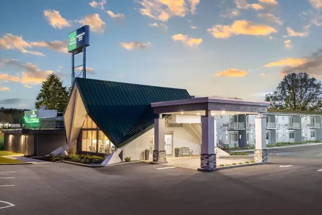 Photo 1 - Wingate by Wyndham Geneva at SPIRE Academy