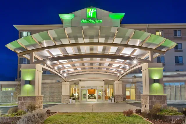 Photo 1 - Holiday Inn Yakima by IHG