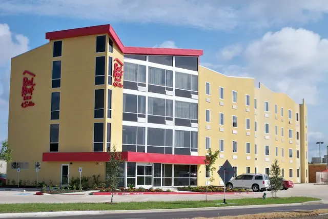 Photo 1 - Red Roof Inn & Suites Beaumont
