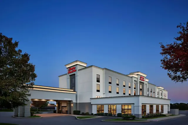 Photo 1 - Hampton Inn & Suites New Haven - South - West Haven