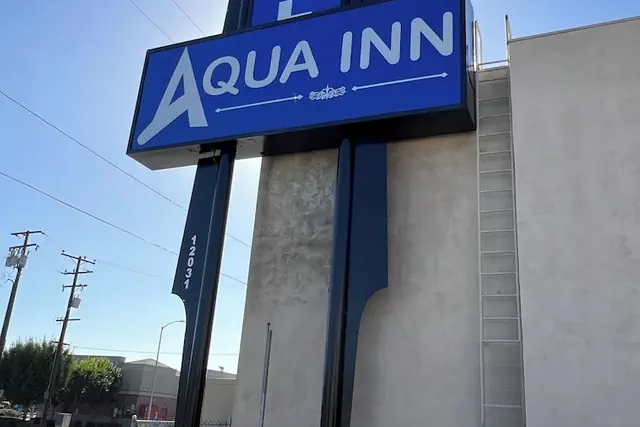 Photo 1 - Aqua Inn Motel