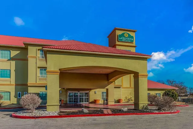 Photo 1 - La Quinta Inn & Suites by Wyndham Hobbs