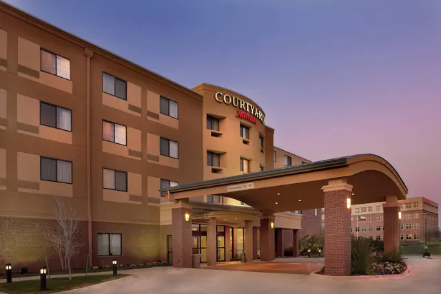 Photo 1 - Courtyard Marriott Denton