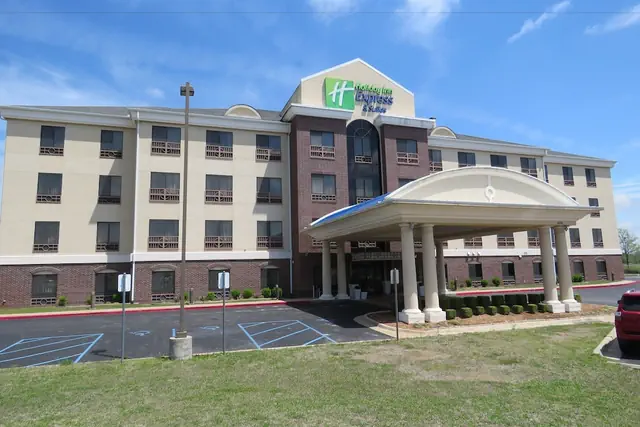 Photo 1 - Holiday Inn Express Hotel & Suites Bartlesville by IHG