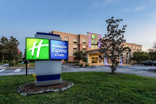 Photo 1 - Holiday Inn Express & Suites Bradenton East-Lakewood Ranch by IHG