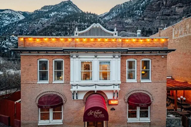 Photo 1 - St. Elmo Hotel