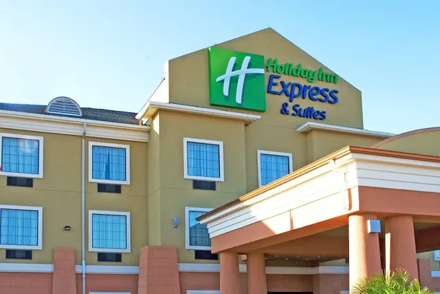 Photo 1 - Holiday Inn Express Jourdanton - Pleasanton by IHG