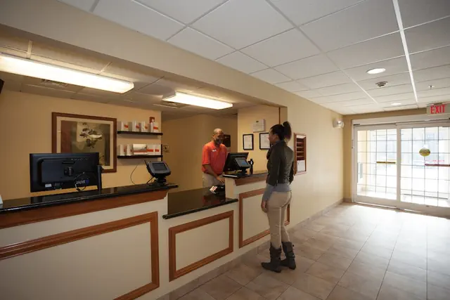 Photo 1 - Candlewood Suites Richmond Airport by IHG