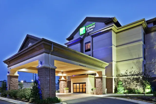 Photo 1 - Holiday Inn Express Hotel & Suites Durant by IHG