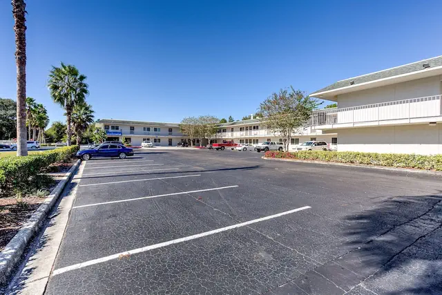 Photo 1 - Studio 6 Extended Stay - Kissimmee, FL - Orlando