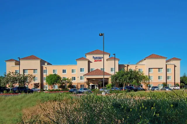 Photo 1 - Fairfield Inn & Suites by Marriott Fresno Clovis