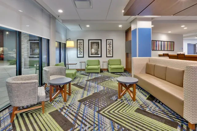 Photo 1 - Holiday Inn Express & Suites Fort Worth North - Northlake  by IHG